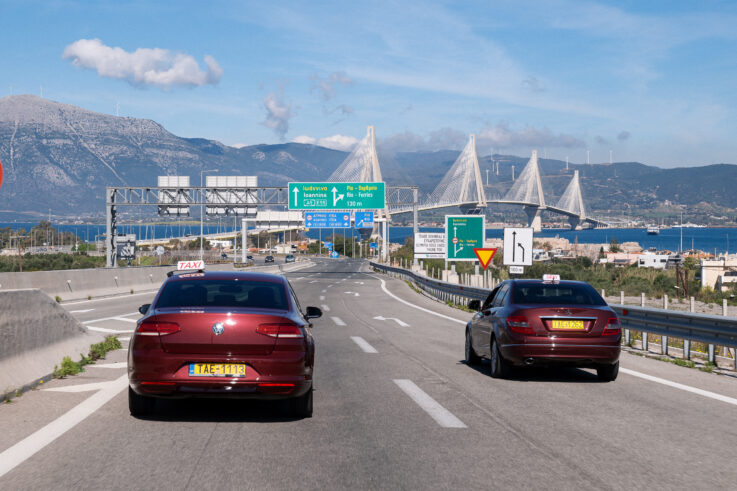 Γιατί να προτιμήσεις ταξί αντί για μέσα μαζικής μεταφοράς